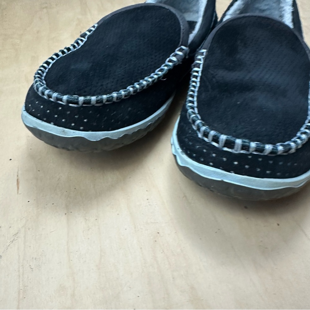 L.L. Bean Cozy Slip-On Loafers - Picture 5 of 12